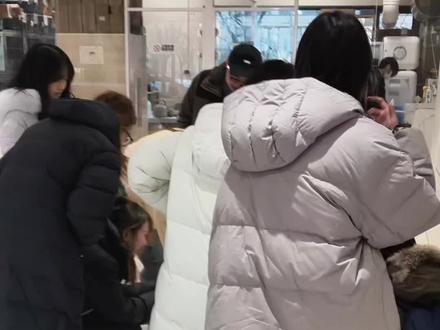 馒头大堂经理的魅力#馒头#明亮之家#明亮与狗