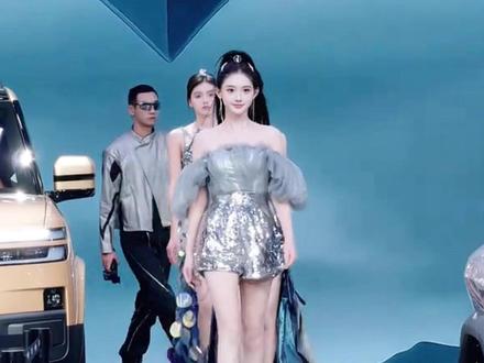 广州车展还没开始 黑衣人防维权已经演习上了...#2025广州车展#抖音新车季