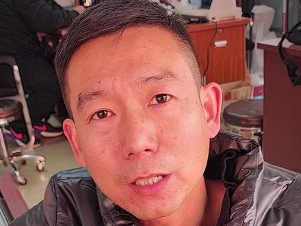 带筋猪蹄,净重20斤17个左右。适合餐饮门店,酒店宴席,卤菜店做卤猪蹄,红烧猪蹄。#冻品 #冻品食材 #餐饮人 #餐饮行业