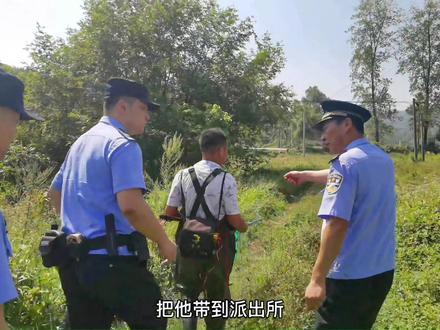 破坏生态零容忍,万载县马步乡一男子非法电鱼被抓现行!#保护生态#非法电鱼#万警千车下基层 #绿水青山我的家 @抖音小助手