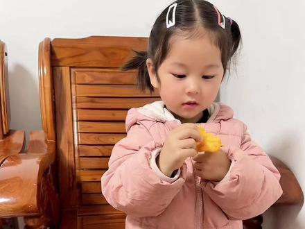 #手工橡皮泥 #食品色素 自己用面粉做的橡皮泥也很好玩#创意手工