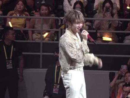 听他后面的 嘿嘿嘿 绝对治愈