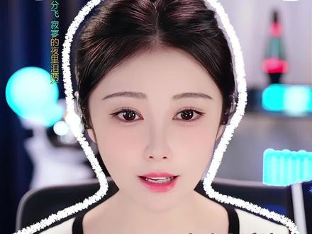 手机电脑直播声卡怎么连接 和手机一样,声卡是通过otg 数据线和电脑连接在一起的,插在主机后面就可以。#娱乐主播 #娱乐主播培训 #带货主播 #直播干货 #直播录屏分享