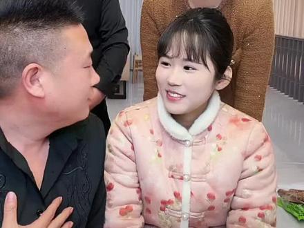 认闺女,孙总终于说出来了#上热搜 #看完不笑算我输 #一生守候一生陪伴不知不觉就老了 #合影愉快