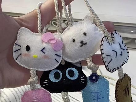 不织布御守挂件详细教程②黑猫四叶草篇#手工diy #不织布挂件 #手工制作