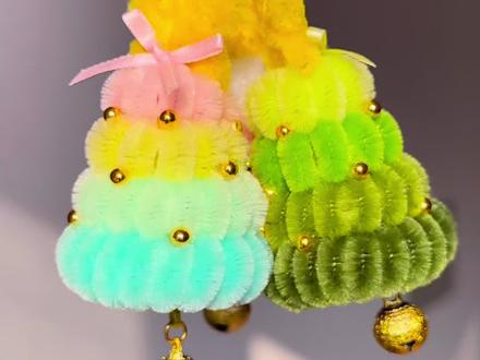 超简单的!扭扭棒圣诞树小挂件教程来啦!#扭扭棒#圣诞#挂件#教程#手工diy