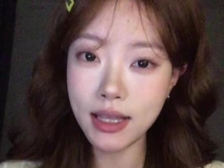 “在四分之一世纪的最后一秒 我们就在一起好不好~”
#翻唱 #歌曲四分之一世纪的最后一秒 #好歌分享官