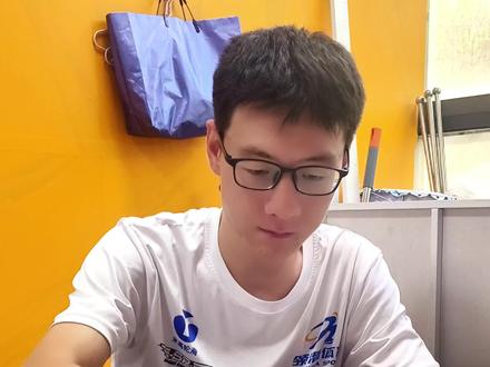 玩轮滑鞋子偏刃是为什么。你的孩子有没有内八或者外八撇脚滑轮滑?#轮滑培训 #儿童运动