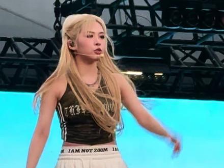 上天入地 再也找不到第二个这么好的你了@R.E.D_OFFICIAL
#red女团 #彭湘蕊 #追星 #幸福 #fyp