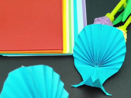 凤凰展翅,好运连连!快来折一只凤凰,接好运吧!顺祝中考学子妙笔生花,考试顺利!#我的手工作品 #手工折纸 #折纸教程 #亲子互动 #简单易学