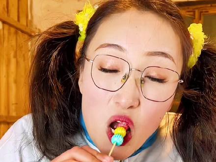 吃过这两种泡泡糖的年纪都不小了吧?#怀旧零食 #童年味道 #童年零食 #小时候味道