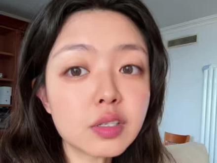 辞职去炒股 韩国去年三成失业人口是自己辞的,全去炒股了。42%的年轻人加着三倍杠杆。他们不是贪,是算过一笔账:不赌的代价更大。#股市 #杠杆 #年轻人 #投资 #东亚