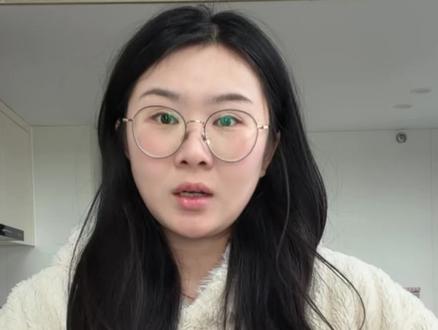 豆包改良版 过年穿搭😅Ai让穿啥我穿啥…#豆包 #ai穿搭 #过年穿搭#豆包ai #豆包打电话