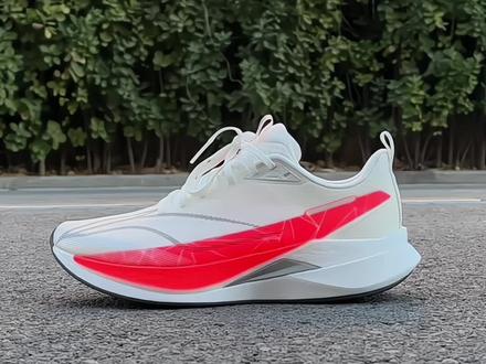 赤兔9Pro避坑指南 赤兔9Pro换汤不换药?挤牙膏?#跑鞋 #跑鞋推荐 #跑鞋测评 #赤兔9pro #跑步