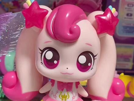 奇妙萌可闪耀流星,会说话萌可共5款,有爱心萌可、银光萌可、星光萌可、月光萌可,极光萌可,每个萌可会感应会说话,还有神秘好玩的夜光功能,每个都逼真还原动画角色,真是太可爱了#奇妙萌可 #奇妙萌可第六季 #奇妙萌可玩具 #奇妙萌可之闪耀流星 #爱心萌可