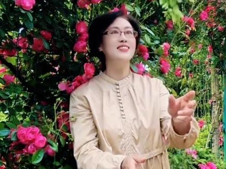 世界很美慢慢体会。#蔷薇花 #定格美好 @DOU+小助手