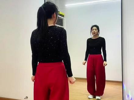 口令完整版《受伤的是我》 #口令版教学 受伤的是我分解教程来咯#最潮广场舞 #简单易学 #零基础学舞蹈 #一学就会系列