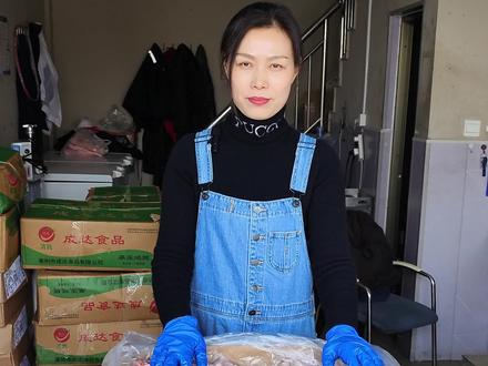 月亮骨/月牙骨/猪脆骨有货,适合烧烤,酒店,餐馆等,门店位置黄岛区胶南大哨头批发市场协宏食品#同城好店推荐 #这家店回头客超多 #冻品批发#欢迎新老客户的光临 #全国发货欢迎合作