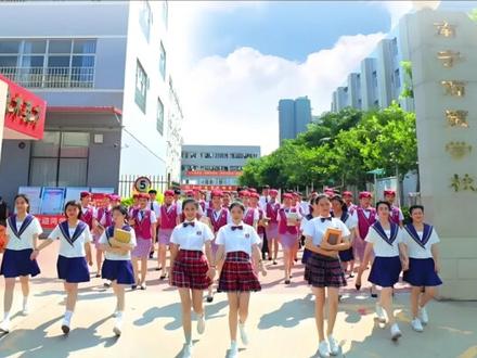#广西中专 #广西南宁学校 #南宁第一职业技术学校 #南宁卫校
考不上高中还有哪些出路?职校与技校的区别。最新热门专业。男生热门专业有哪些,女生专业有哪些。公办中专学校推荐,排名前10的中专学校。最好的中专学校。中考,初升高,职业规划,新能源汽修,美容美体,烹饪专业,网络应用,充电桩安装,电子商务,无人机应用,家电安装与维修。