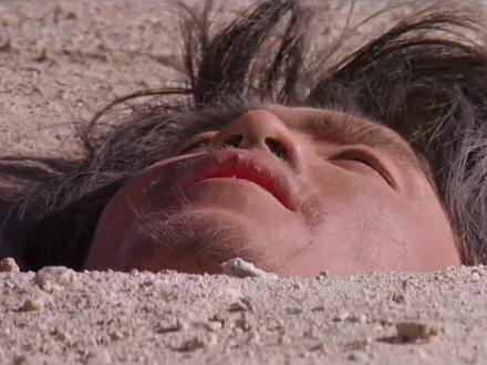 如果不小心陷入到流沙当中该如何自救 #生命树 #影视解说 #抖音精选 #胡歌 #白菊