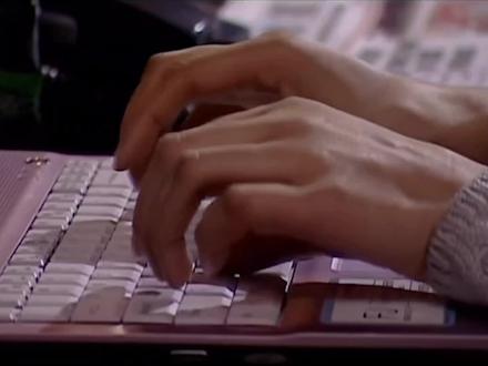 丁元英和芮小丹一起去耶路撒冷,并非为了观光,而是让她亲身感受“无救世主”的实证场景#丁元英 #丁元英经典 #芮小丹 #天道 #遥远的救世主