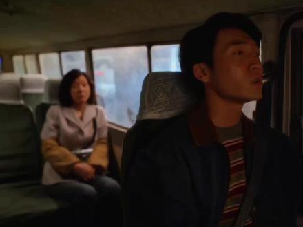 直到向鹏飞创办客运公司成万元户,才知吴姗姗为何报复宋莹,向鹏飞至死不悔!300块钱,是他对吴珊珊最狠的算计#小巷人家#闫妮#蒋欣#上Soul遇见有趣灵魂