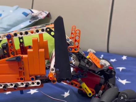 #乐高拼装 #创意搭建 #乐高汽车拼装方法 新做了个大脚越野车