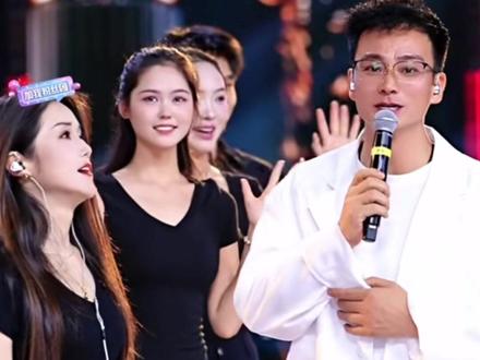 #郭少杰和河南三妹以及我们的歌手赵鑫老师参加了杨娇娇的529粉丝周年庆活动视频过长请大家耐心看完#在此活动郭少杰和河南三妹带来优美的音乐岁月如笔写春秋以及心上人出嫁还有歌手赵鑫老师的许多年以后送给所有现场观众以及直播间的粉丝感谢大家的观看聆听以及欢呼声#看到视频的最后的最后还有一个搞笑的节目送给大家#请大家耐心看完@郭少杰生活号 @郭少杰·杰歌盟传媒 @郭少杰🕊️岁月如笔写春秋 @歌手赵鑫 @河南三妹(岁月如笔写春秋)@河南三妹(小号)@河南三妹直播(回放号)