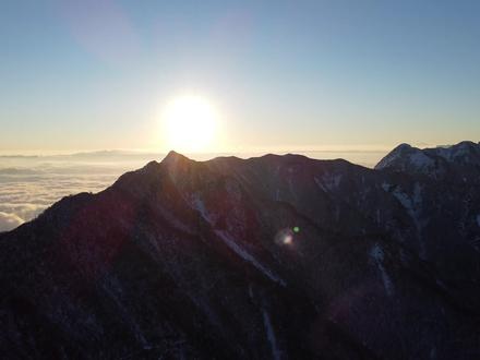 有钱去牛背山,没钱去娘娘山,贡嘎云海日照金山日出一个也不少 #牛背山 #娘娘山 #登山 #贡嘎山 #云海