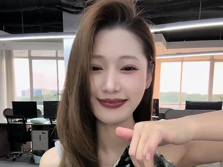 毒液2.0T是毒液系列的迭代新款!是一双综合性能升级的均衡款 #洞洞鞋大军 #男士洞洞鞋推荐 #网上买东西就跟开盲盒一样 #脚感封神的通勤鞋 #强烈推荐洞洞鞋