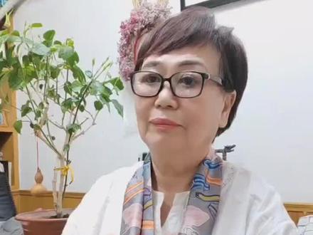 在民间老人过生日有很多讲究,一般过九不过十,因为十为满,满则溢,意味着结束,也有九也不过的直接提前一年过,还有暗九的说法。#老人言 #分享知识 #民俗文化 #传统文化