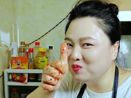 路边的李子你不要我要😂
