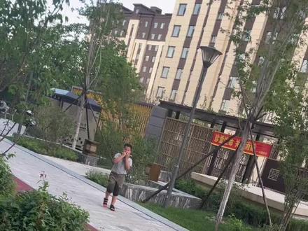 #北方孩子的虎是众所周知的 怕挨揍还得找他十八姨护送,真是熊孩子,玩水的季节到了@娥哥 @娥嫂 @娥家十八🐰