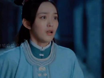 #岁岁青莲 #何泓姗终于演好人了 #何润东
骆青莲深知这大宅子里生下孩子并非易事,贺连信也不同意离开,有意封骆青莲为嫡夫人,显被恶狗吓流产,后又被洒在地上的豆子滑倒
