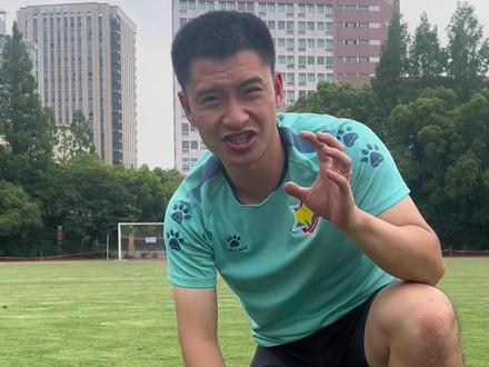 #长传球教学 你长传为什么老是传不起来?评论区把练习视频发给我!我给你解答!加油热爱足球的你!