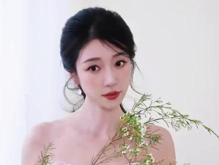 王道铁,孙艺燃,王格格王凯沐,曾辉韩雨彤,6个实力派演员参加视听盛典录制
#短剧 #曾辉 #韩雨彤 #王格格 #王凯沐