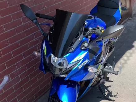 铃木GSX250-A不拆护板,换LED大灯灯泡#机车 #改装 #摩托车 #记录真实生活 #车灯升级