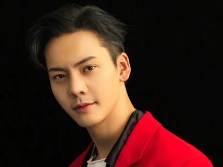 超燃歌曲《野狼Disco》,陈伟霆又苏又撩,这谁顶得住