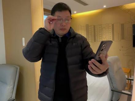 六十岁再赴招商路,光芒不负时光。应粉丝之约,探访米村拌饭#米村拌饭 #招商 #星辰里 #陌拜 #vlog十亿流量扶持计划