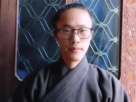 新手家长必看!儿童汉服选购避坑指南,别买错伪汉服。华服,满服,马褂≠汉服,认准右衽交领才对!#汉服 #交领右衽#抖音科普#儿童汉服 #优秀传统文化