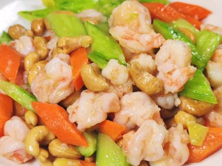 要想炒出饱满滑嫩的虾仁,关键在腌制和上浆,看完后涨见识了 #家常菜 #美食教程 #家庭小炒 #虾仁 #清炒虾仁 #腰果虾仁 #在家做美食 #一起学做菜 #简单美食 #大虾