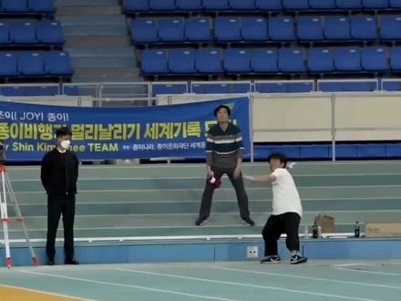 这个还可以吧,我是用剪映弄出来的。