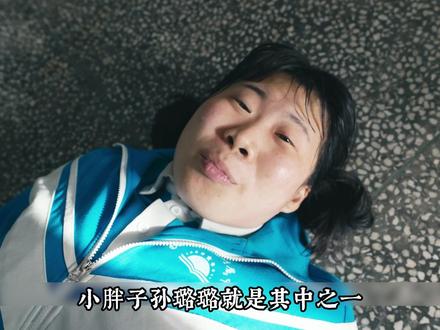 张小满考飞行员学校不推荐,夏雷和严晓丹写大字报 #岁月有情时