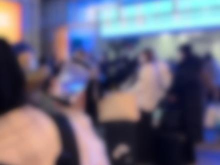 #日常分享 #原相机实况 #吴添豪 #吴添豪大粉 @吴添豪_ @小添才BB机 嗯嗯大姐姐们就这样一边骂一边刷自己存在感