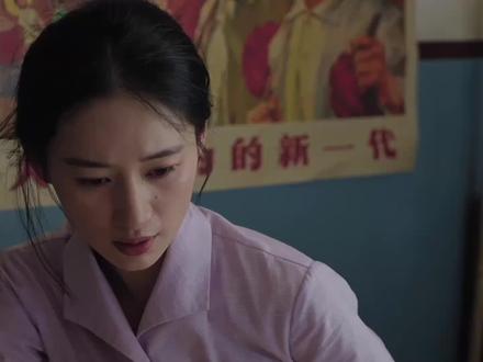 方穆静醉酒怒怼渣男前男友!忍了八年,当场霸气拒绝复合,字字解气!瞿桦差点犯大错!直言幸好听到方穆静的醉话,不然就要滥用职权,悬念拉满!#郭晓婷 #王天辰