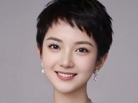 酷感超短发裁剪教程#剪发教程 #美发技术分享 #短发女生 #个性短发