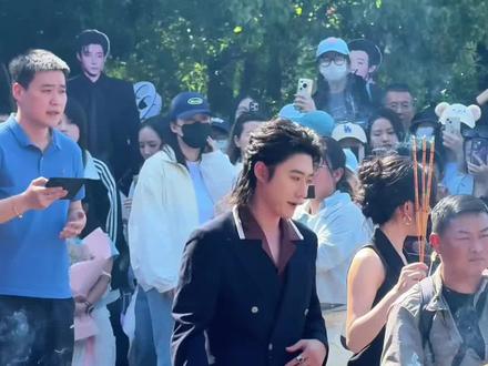 气场全开 《有效驯化》开机大吉 爆爆爆#赵振栋 #我担秒了全世界 @赵公子 #你才是镜头焦点@Zhao 土豆👣 @抖音 #上热门🔥