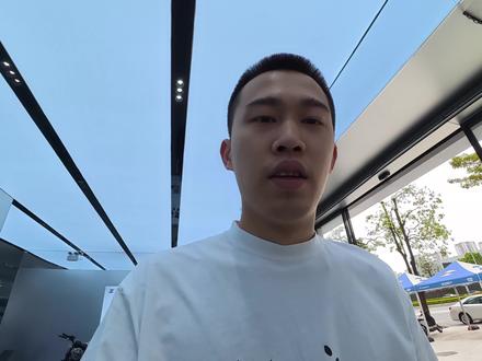 不善言辞不用怕,张雪会替你说话!26款张雪500RR到啦~#日常vlog #zxmoto