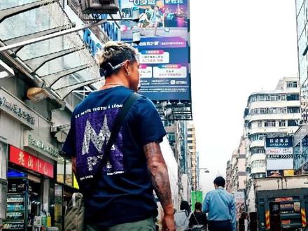 台湾人口头禅“你好机车”听起来是不是很可爱呢?但其实真正的原话,有可能让你走不出这个门。
#你好机车耶
#台湾
#方言
#闽南话