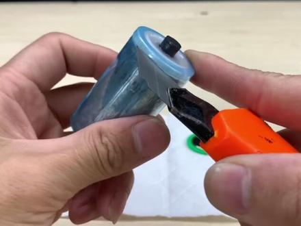 #角磨机 #手工diy 角磨机碳刷自制,电池碳棒。